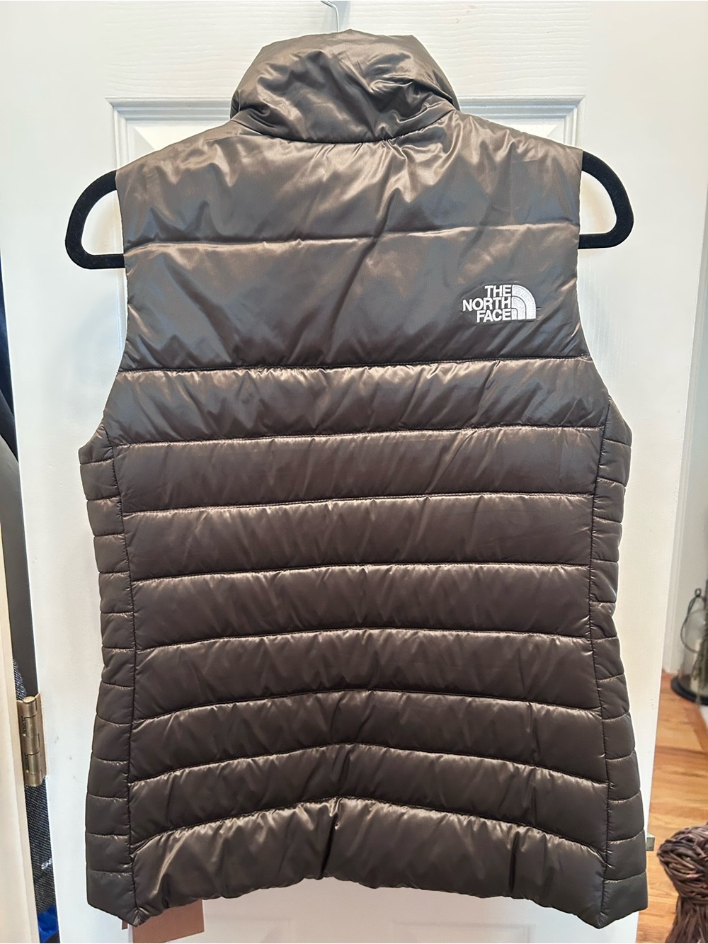 NWT The North Face Women's Aconcagua New Taupe Green Down Vest 550 Fill.Size S - Picture 4 of 6